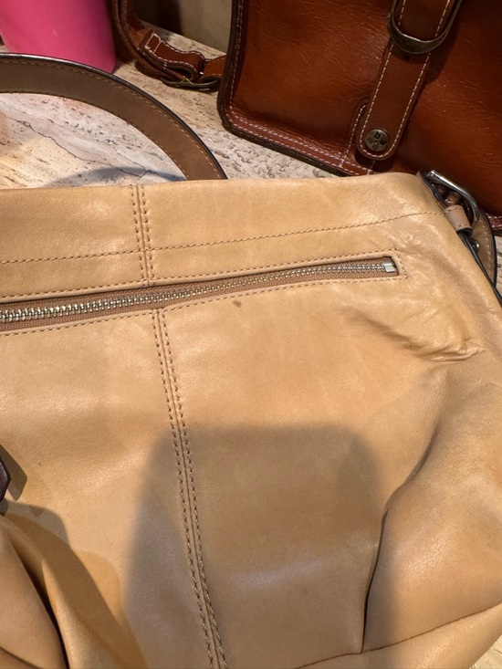 Coach glove tanned Leather Shoulder Bag with Adjustable Strap